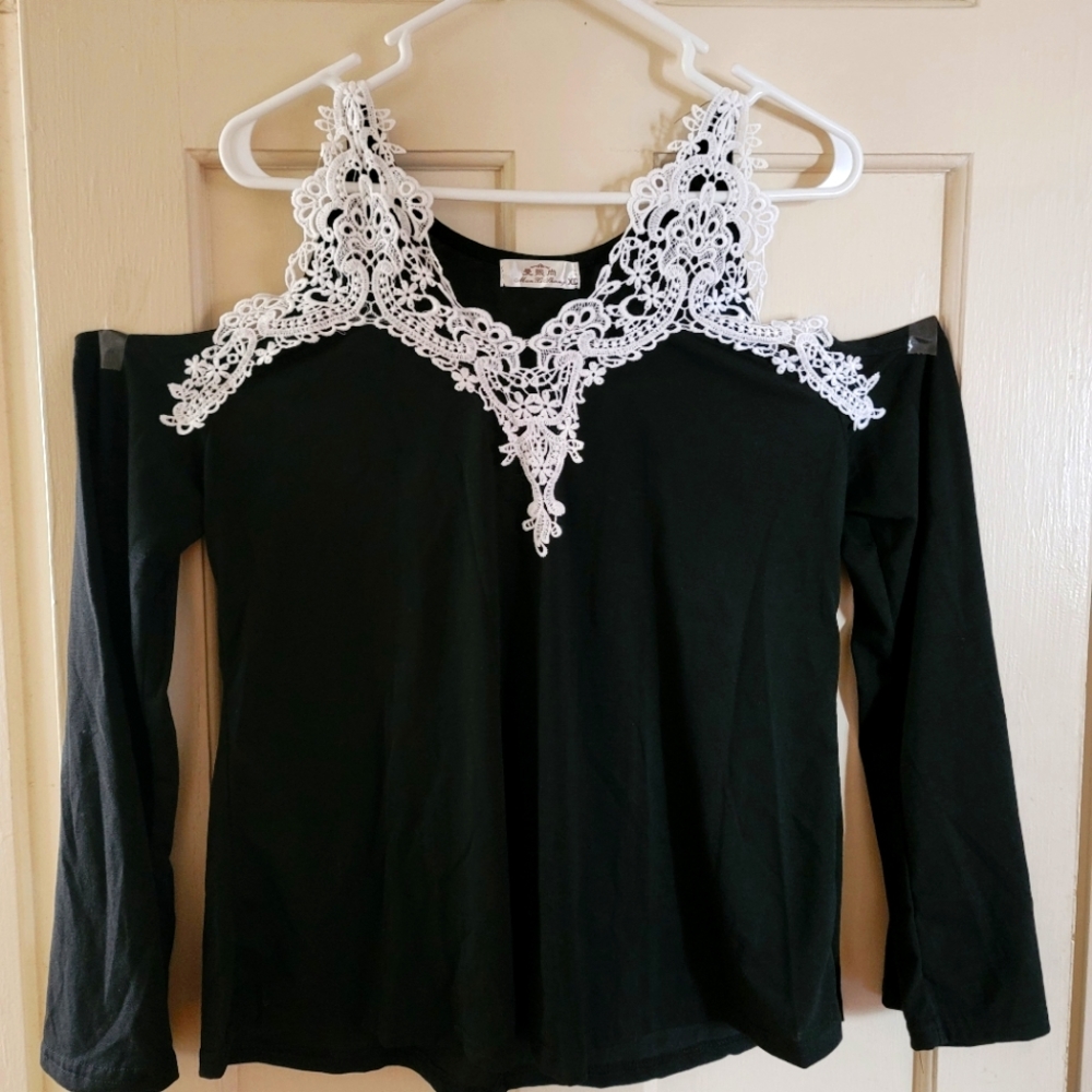 Women's Top